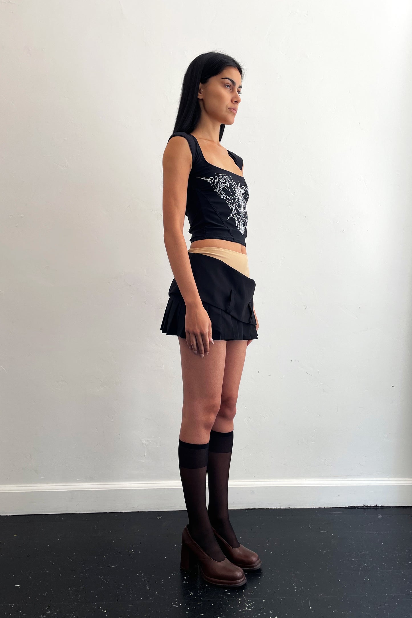 Drop Down Mini Skirt Black/Beige